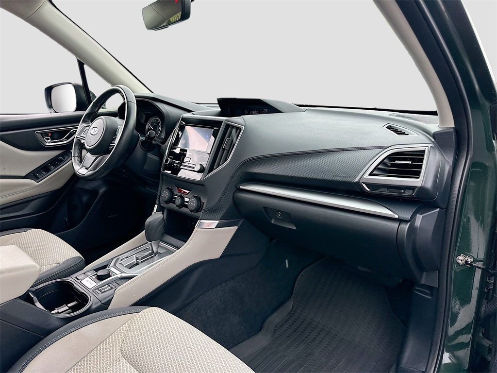2024 Subaru Forester Premium Base photo 28
