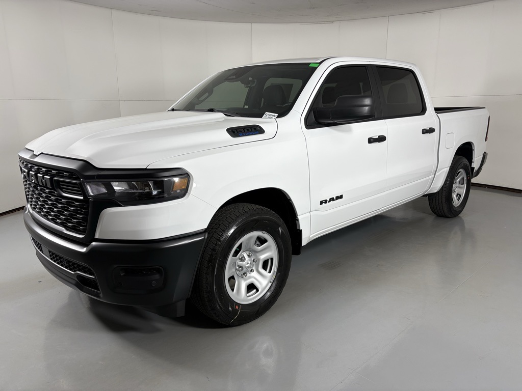 2025 Ram 1500 Tradesman photo 3