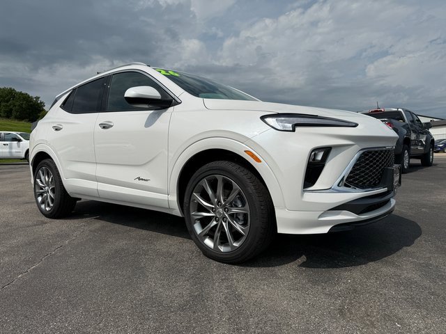 2026 Buick Encore GX Avenir photo 8