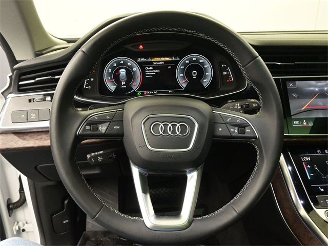2023 Audi Q8 55 Premium photo 2