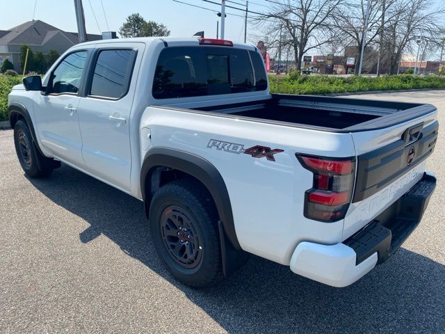 2025 Nissan Frontier PRO-4X photo 5