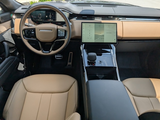 2025 Land Rover Range Rover Sport SE photo 9