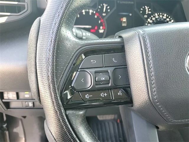2023 Toyota Tundra SR5 CrewMax photo 14