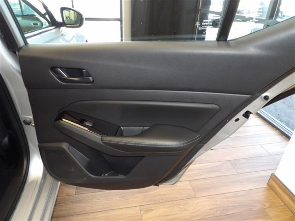 2023 Nissan Altima 2.5 SV photo 15