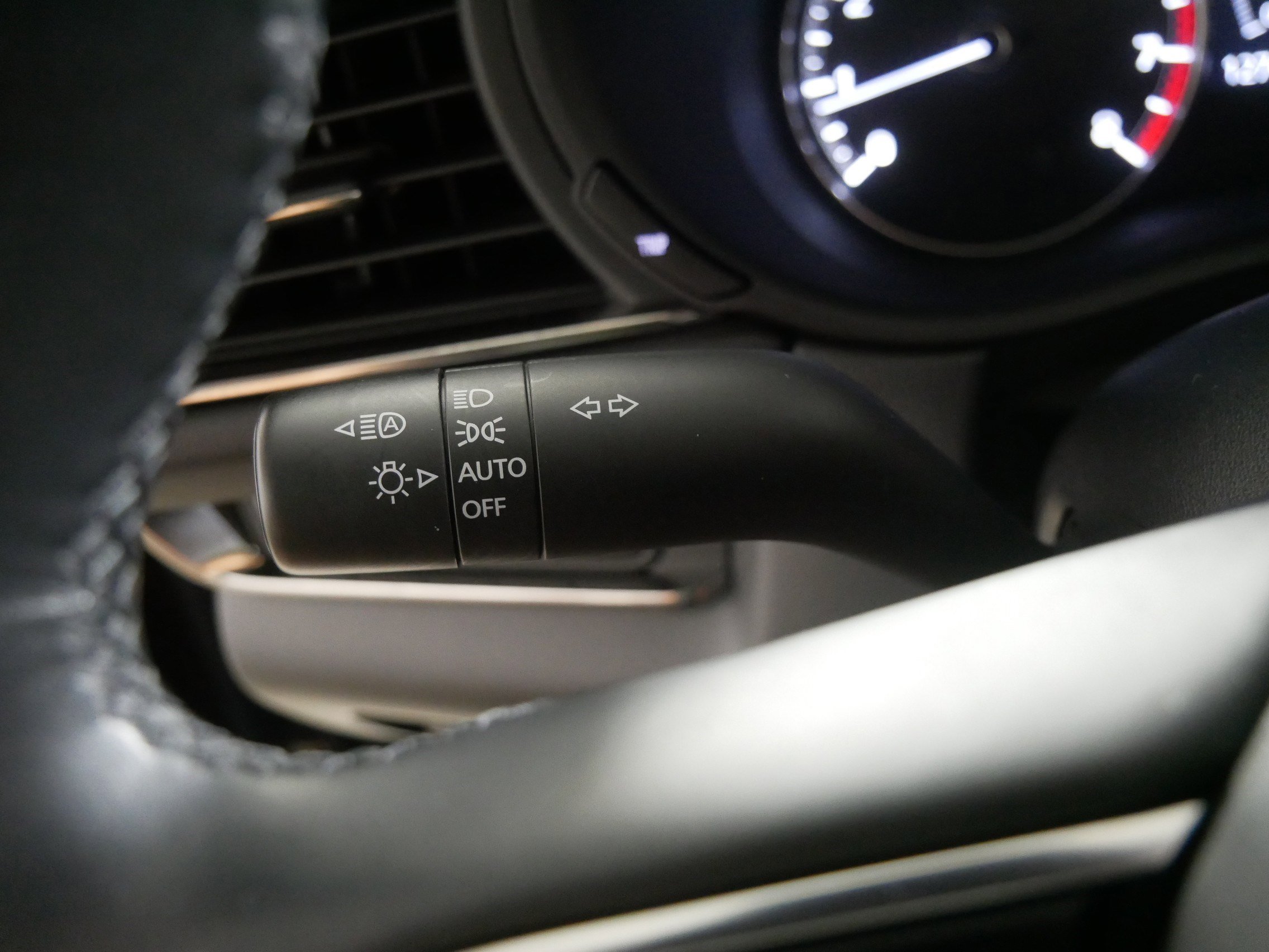2023 Mazda CX-30 2.5 S Carbon photo 29