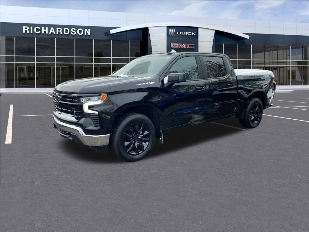 2024 Chevrolet Silverado 1500 LT's photo