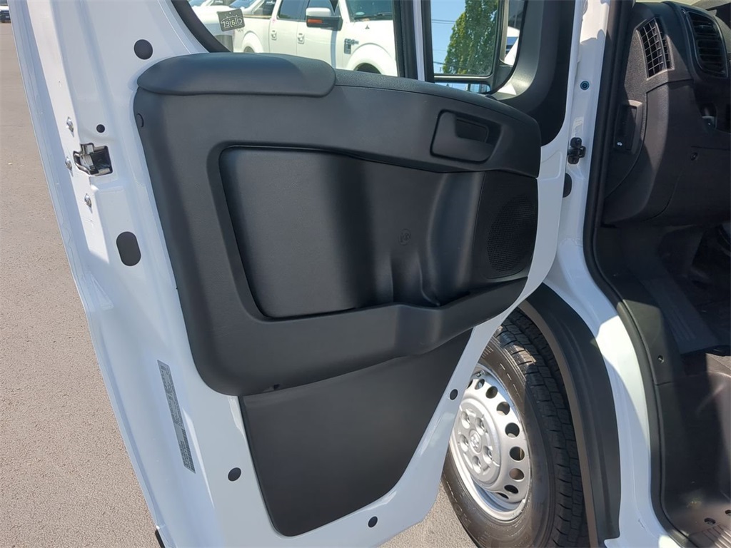2025 Ram ProMaster 2500 photo 8