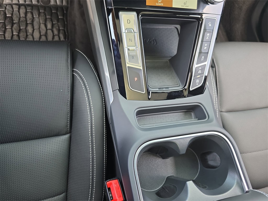 2024 Jaguar I-PACE HSE photo 26