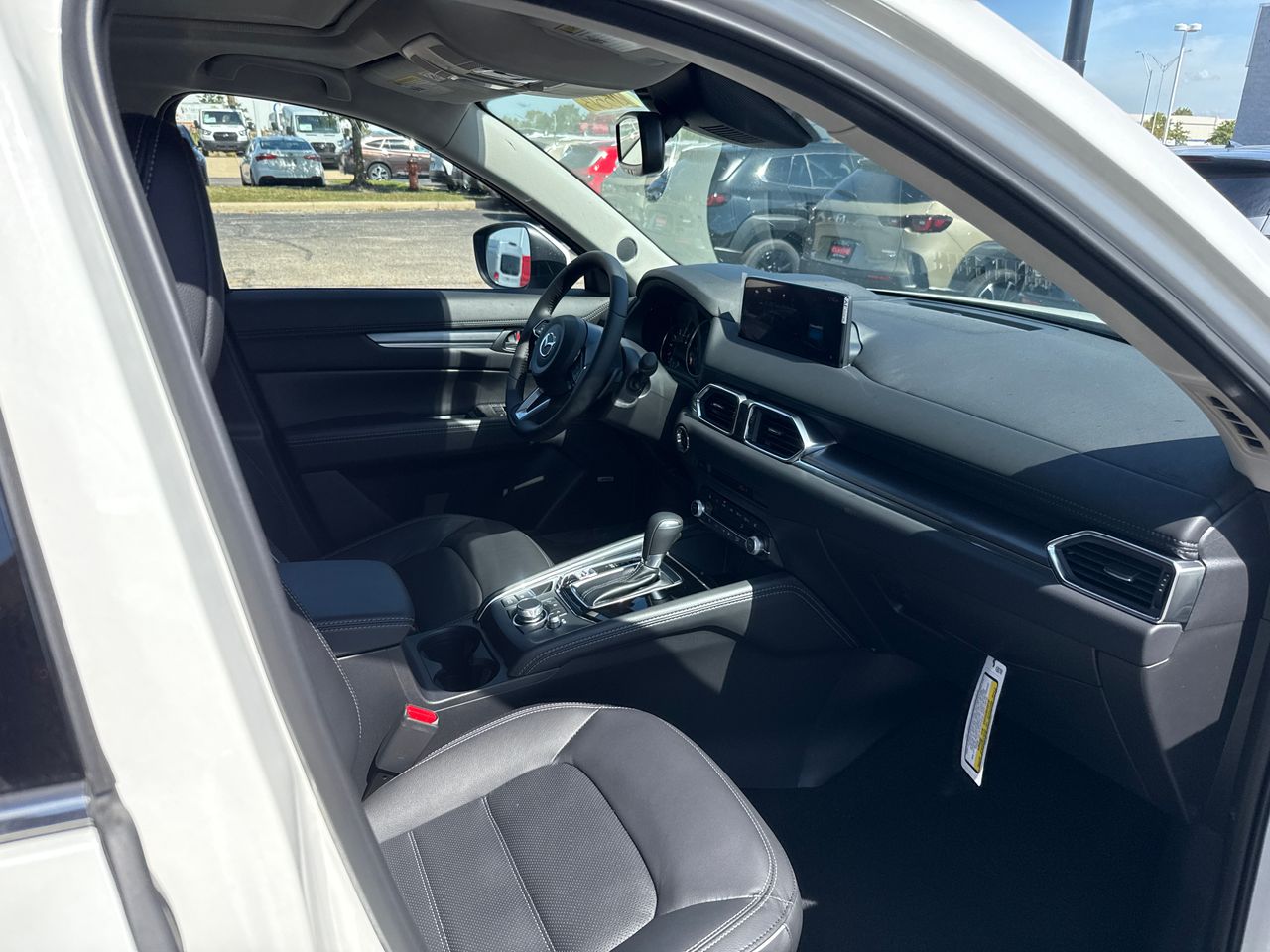 2025 Mazda CX-5 2.5 Premium Plus photo 2