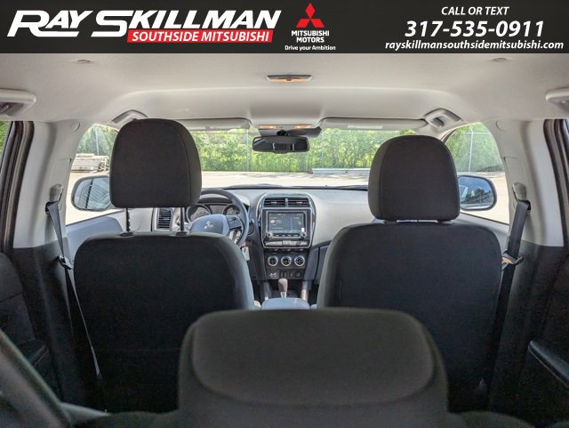 2025 Mitsubishi Outlander Sport LE photo 9