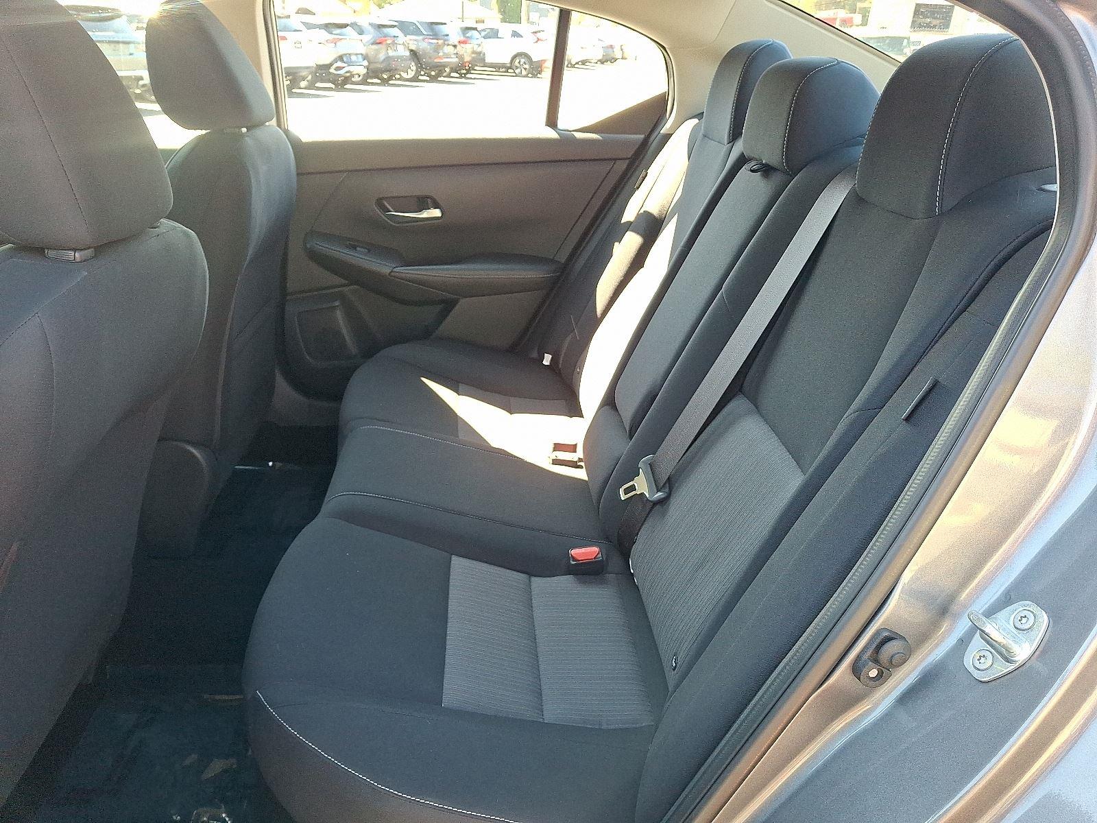 2020 Nissan Sentra SV photo 11
