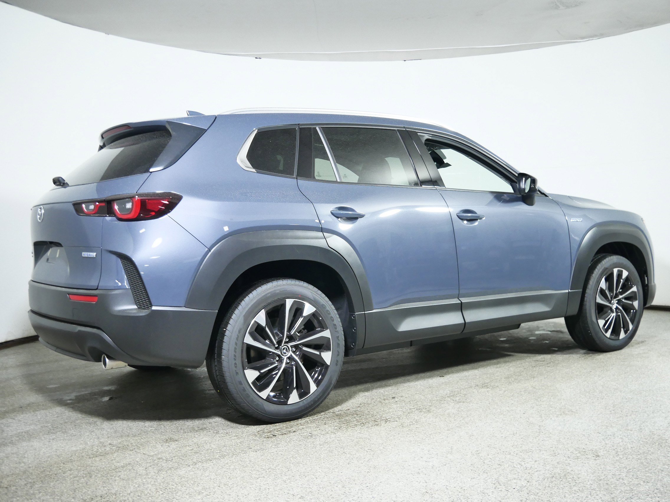 2025 Mazda CX-50 Premium Plus photo 2