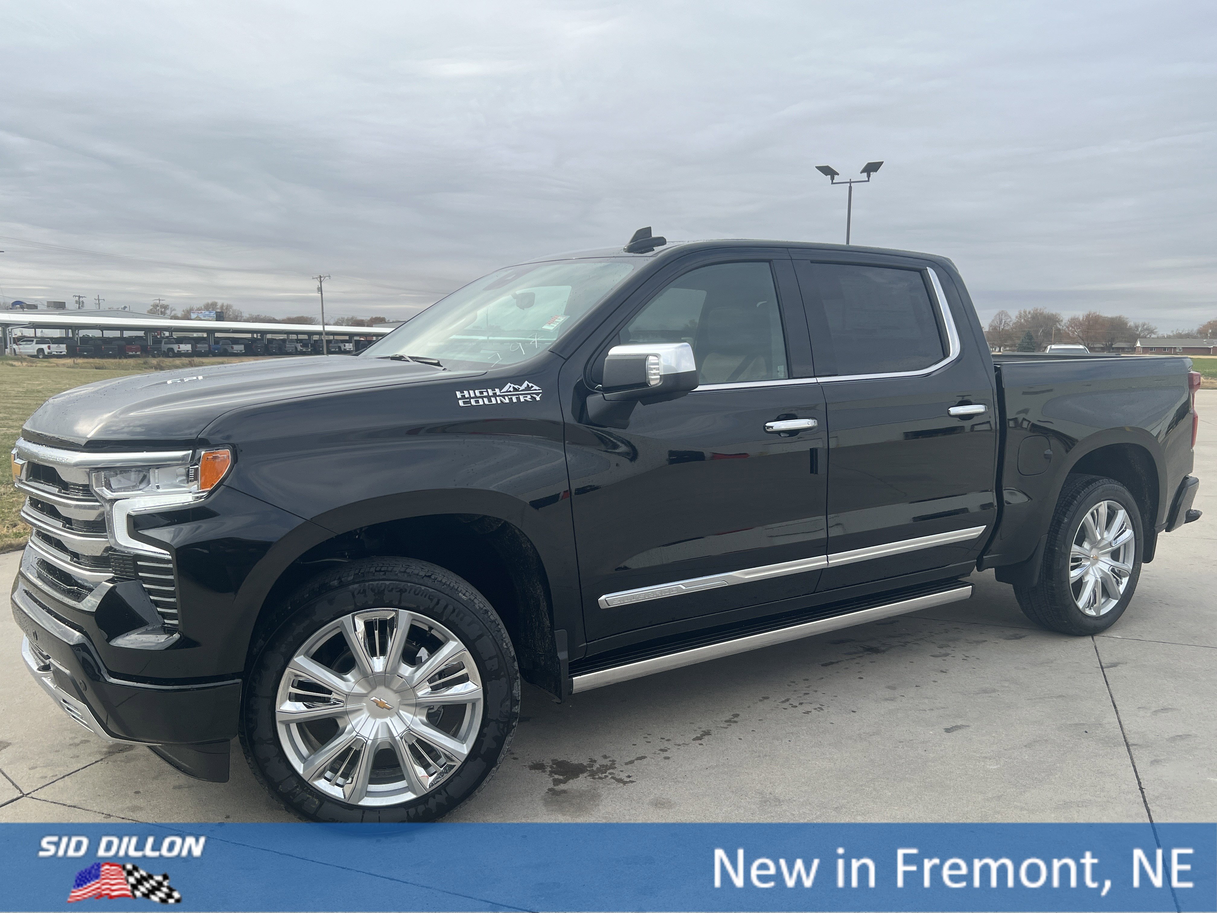 2026 Chevrolet Silverado 1500 High Country's photo