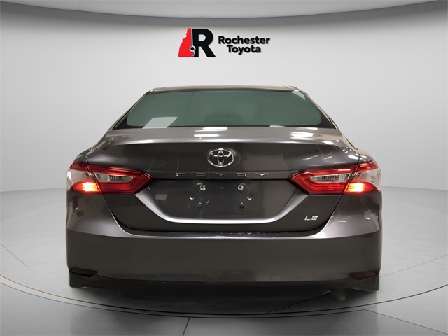 2018 Toyota Camry LE photo 4