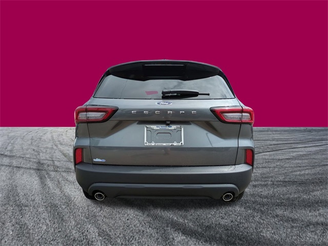 2026 Ford Escape ST-Line photo 4