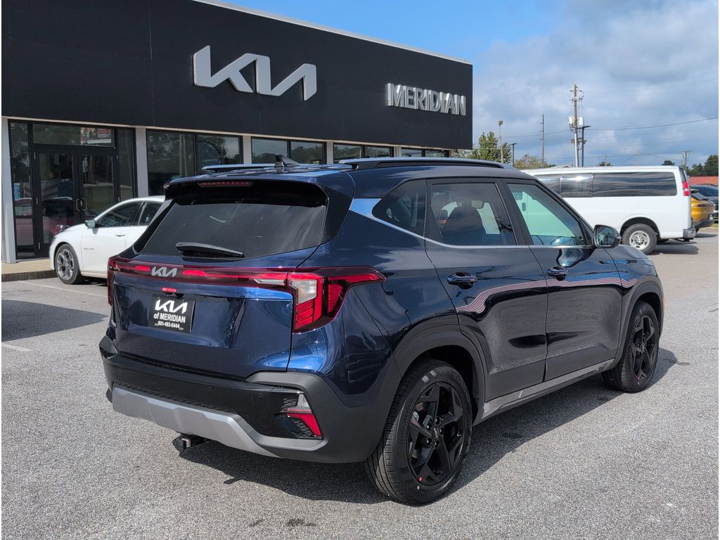 2026 Kia Seltos EX photo 2