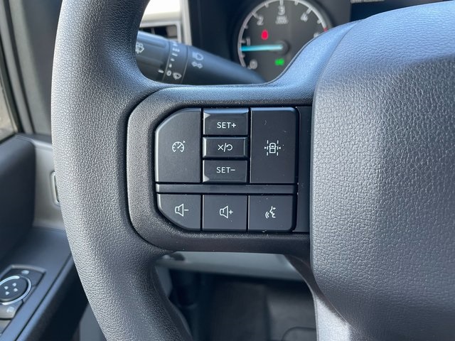 2025 Ford F-450 photo 19