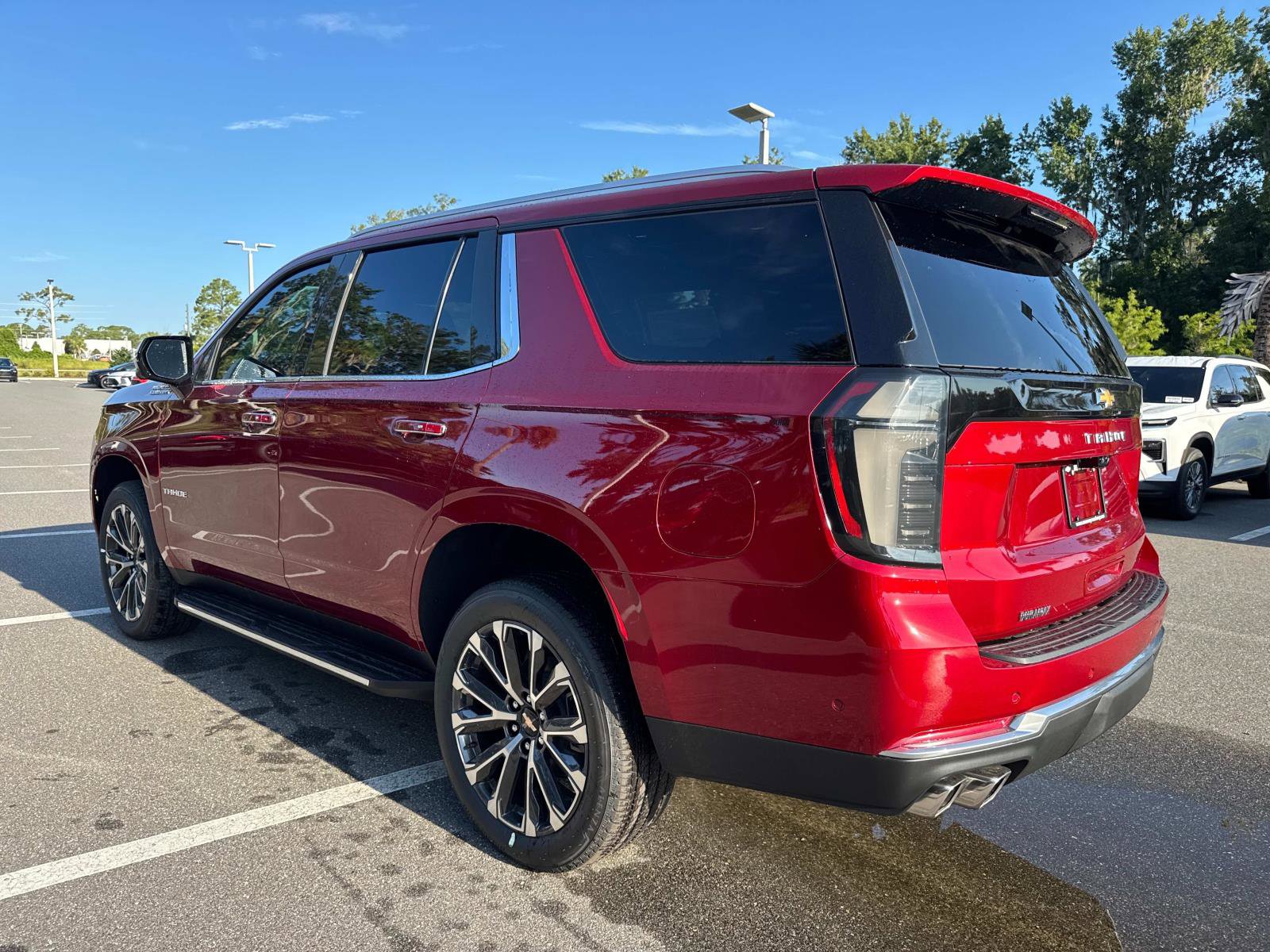 2025 Chevrolet Tahoe High Country photo 5