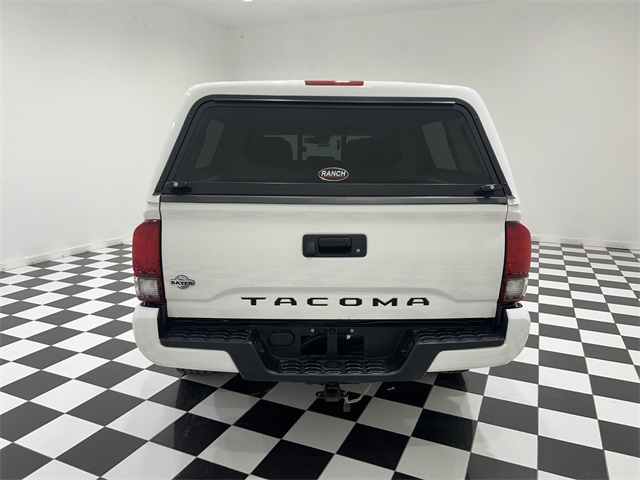 2022 Toyota Tacoma SR photo 4