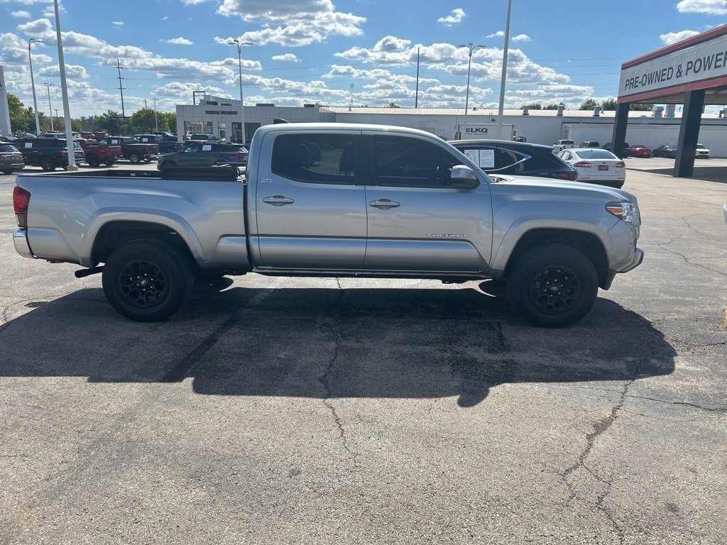2022 Toyota Tacoma SR5 photo 4