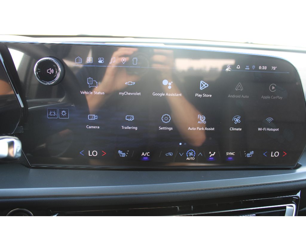 2026 Chevrolet Traverse photo 13