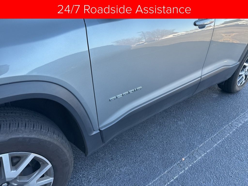 2023 Gmc Acadia SLT photo 2