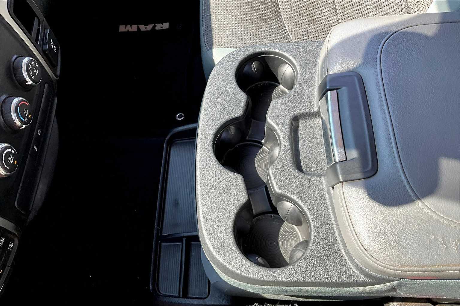 2015 Ram 1500 Big Horn photo 14