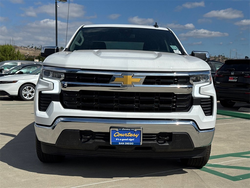 2026 Chevrolet Silverado 1500 LT photo 3
