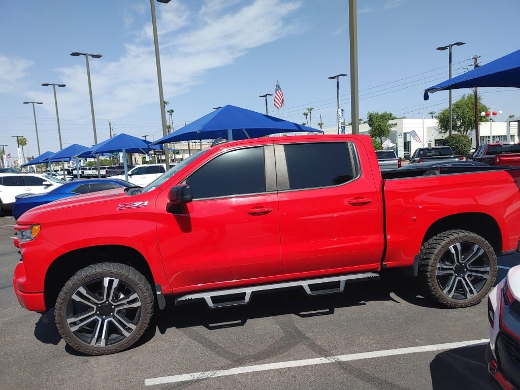 2022 Chevrolet Silverado 1500 RST photo 10