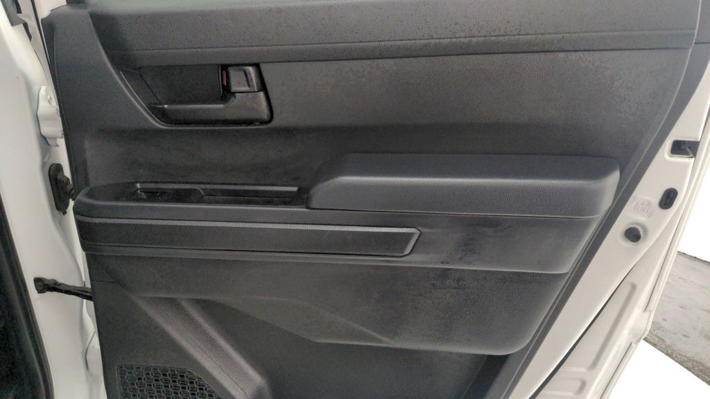 2024 Toyota Tacoma SR5 photo 29
