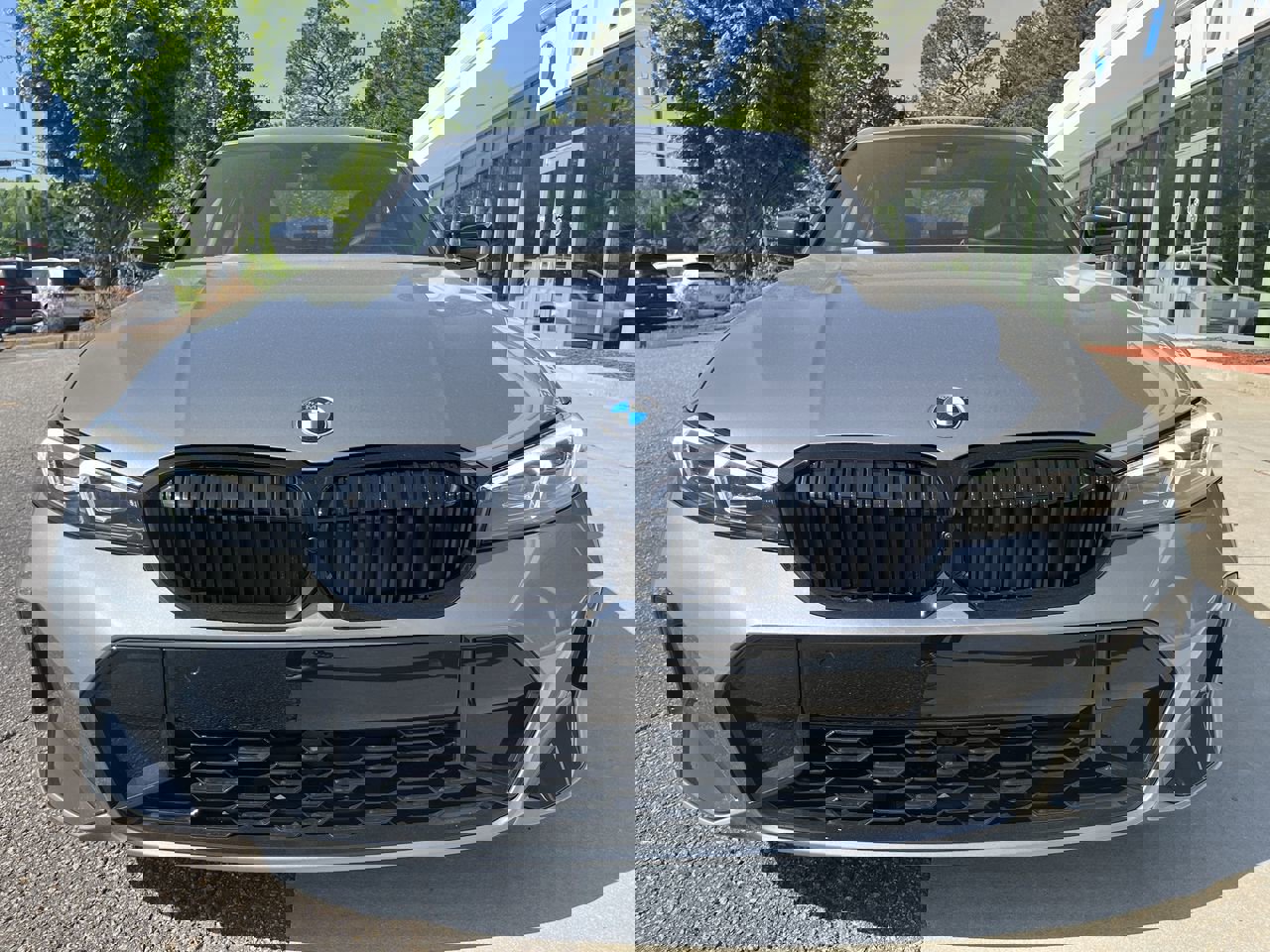 2025 Bmw 330i photo 10