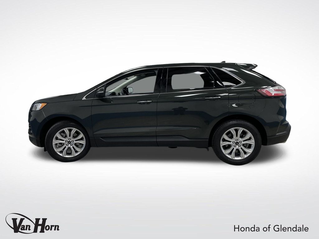 2024 Ford Edge Titanium photo 10