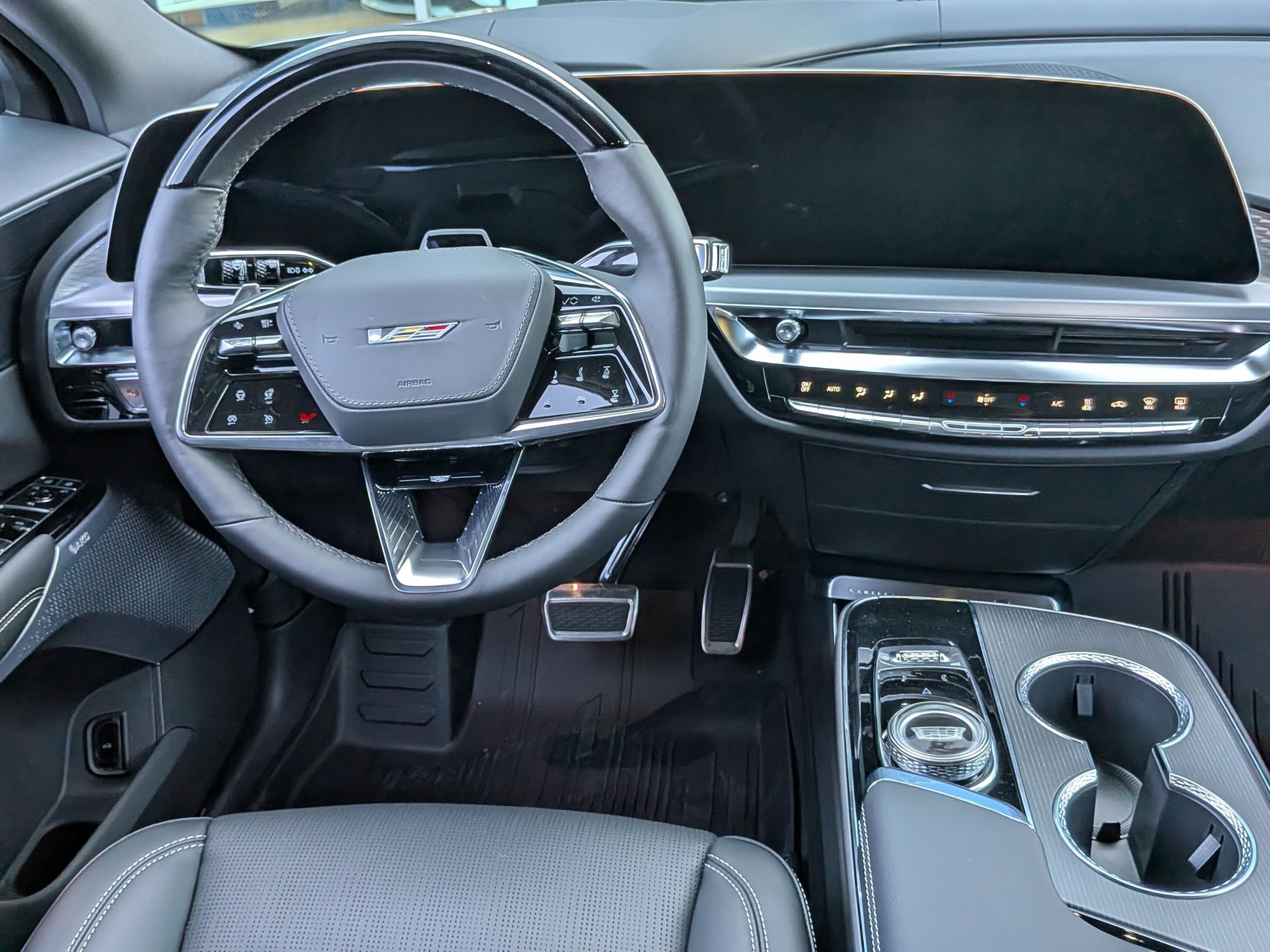 2026 Cadillac Lyriq photo 29
