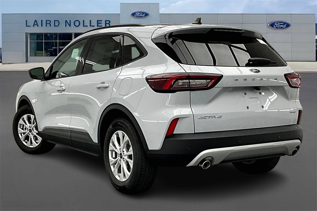 2025 Ford Escape Active photo 2