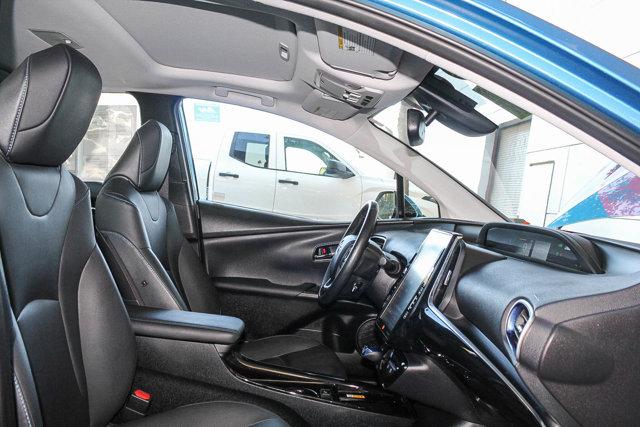2019 Toyota Prius Limited photo 28