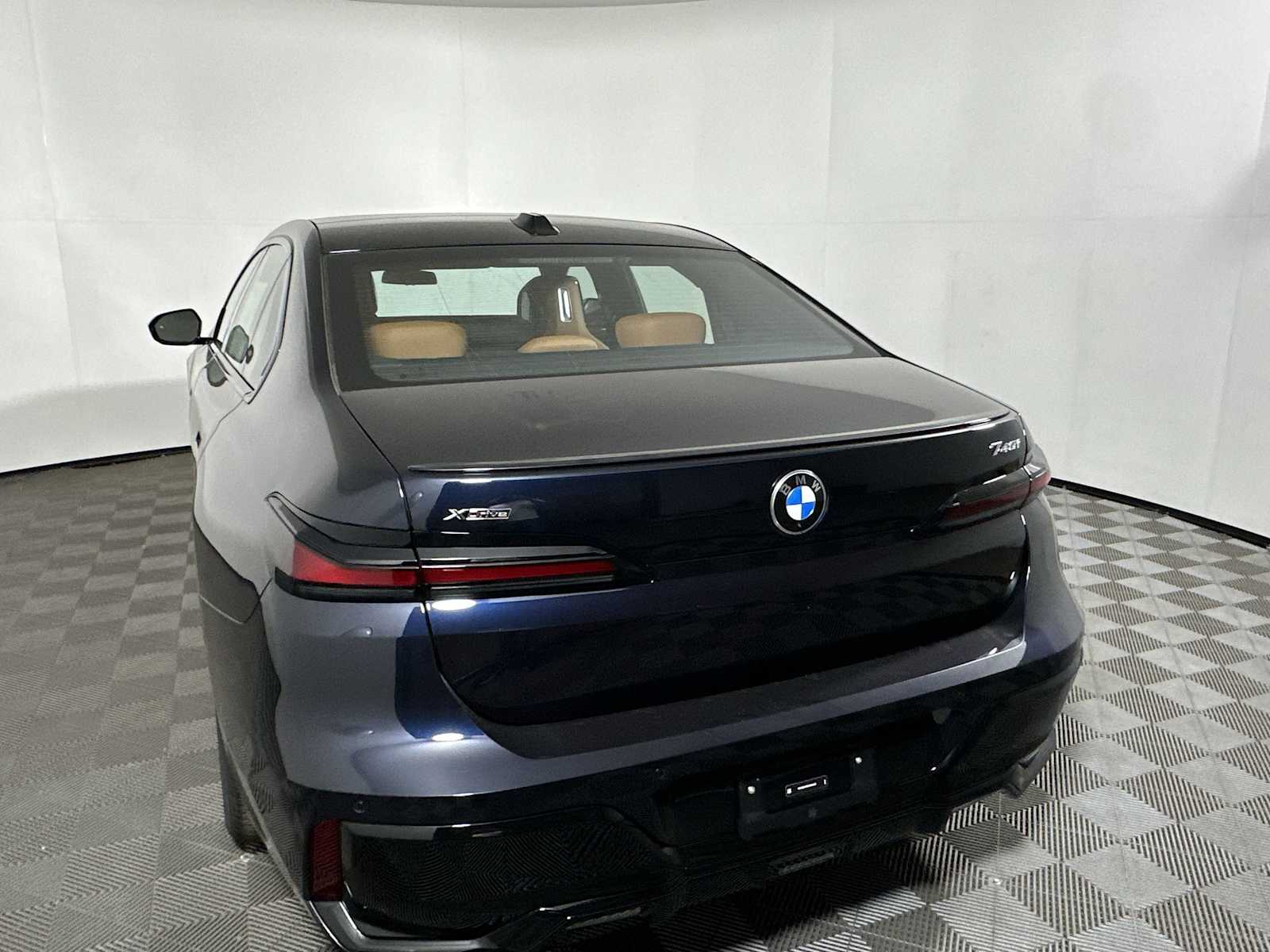 2026 Bmw 740i xDrive photo 3