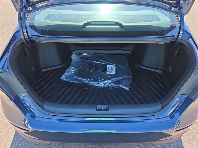 2025 Honda Accord SE photo 4