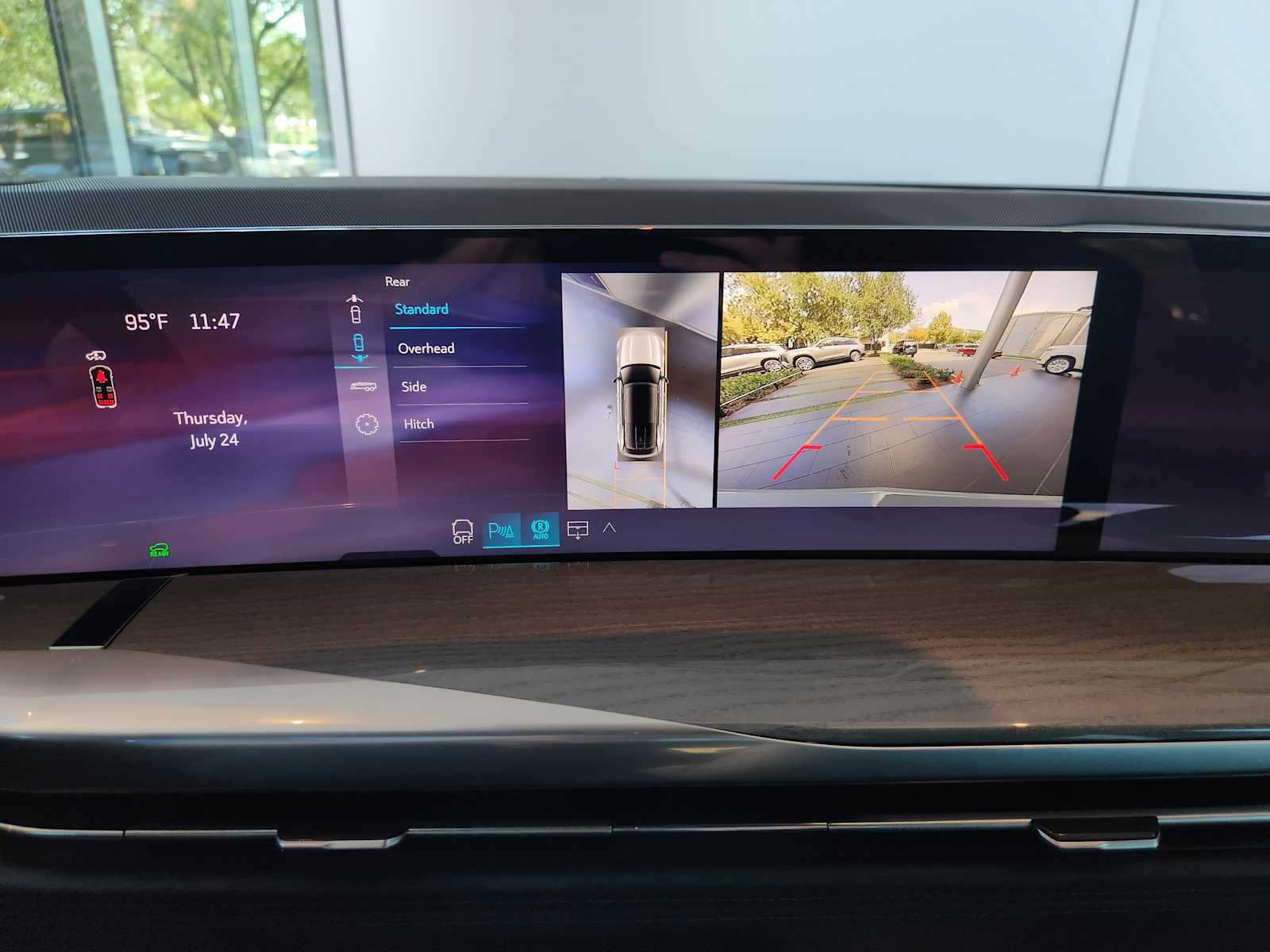 2026 Cadillac Escalade IQ Premium Sport photo 8