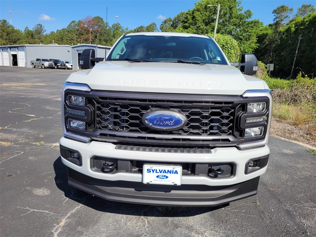 2025 Ford F-350 XL photo 2