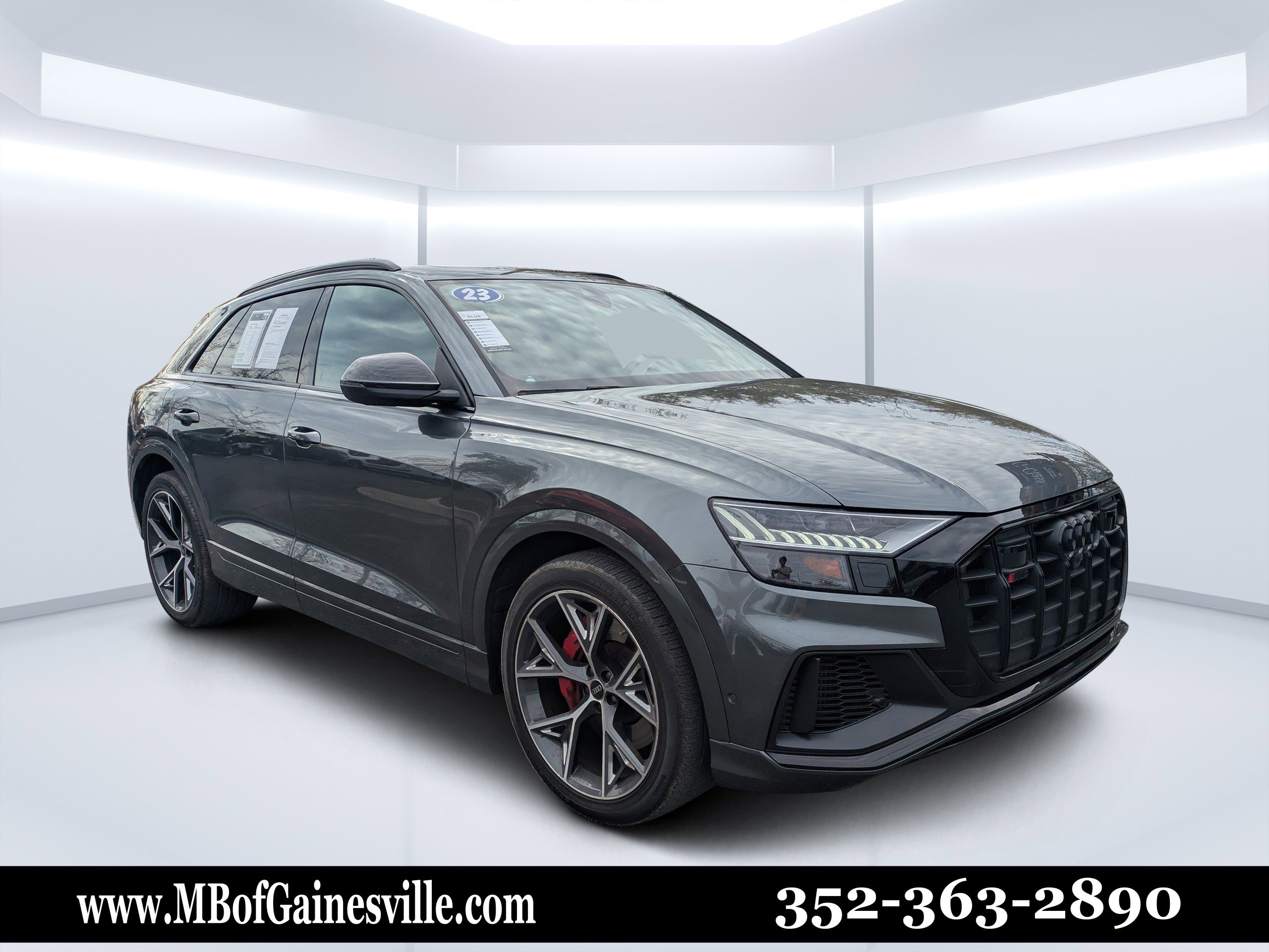 2023 Audi SQ8 Prestige's photo