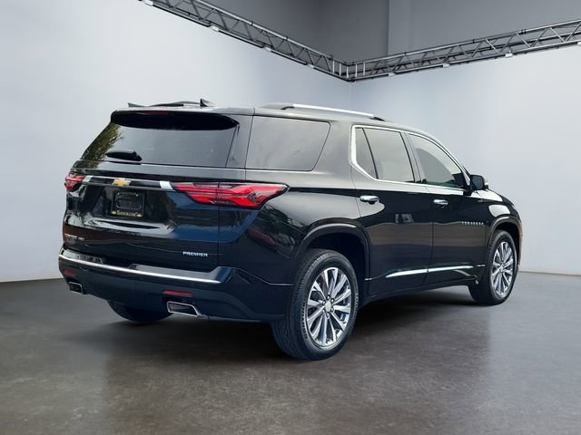 2023 Chevrolet Traverse Premier photo 3