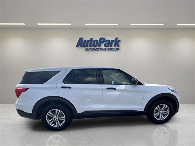 2023 Ford Explorer Base photo 7