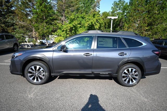 2025 Subaru Outback Limited photo 3