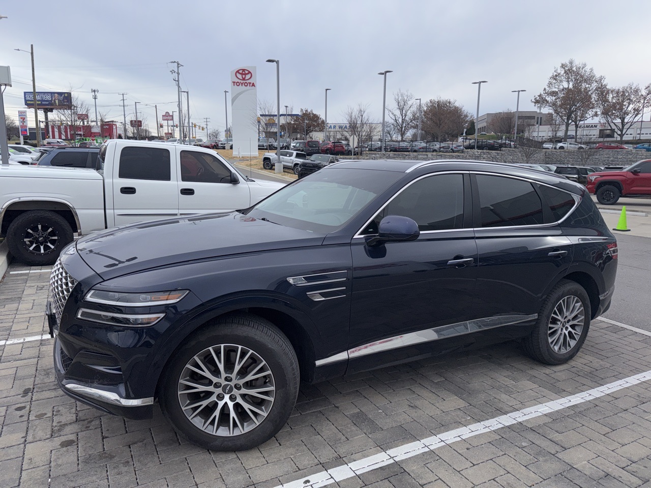 2021 GENESIS GV80 Standard's photo