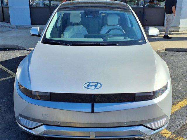 2024 Hyundai Ioniq 5 Limited photo 2