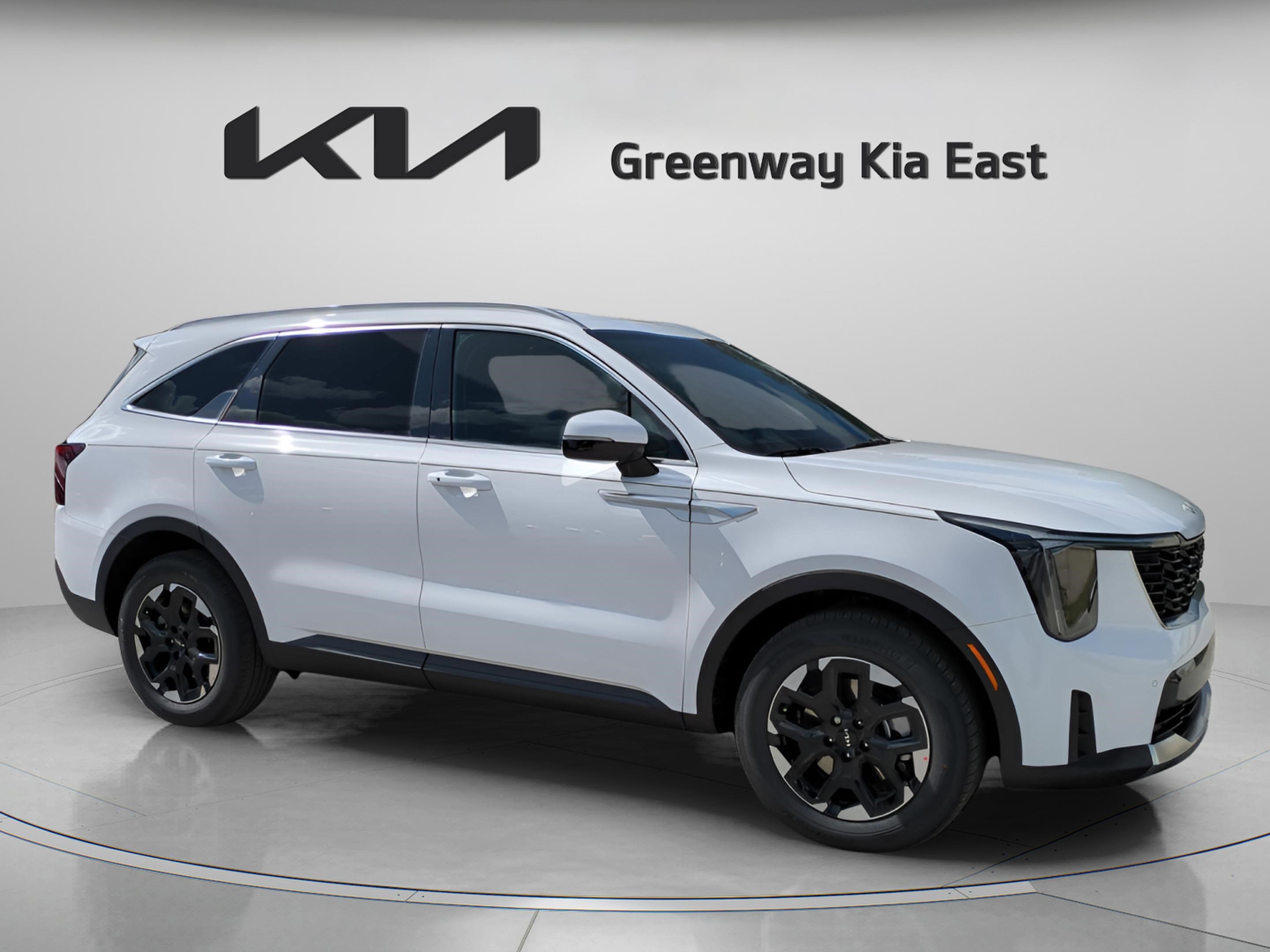 2026 Kia Sorento S photo 2