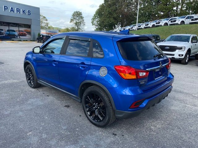 2019 Mitsubishi Outlander Sport LE photo 4