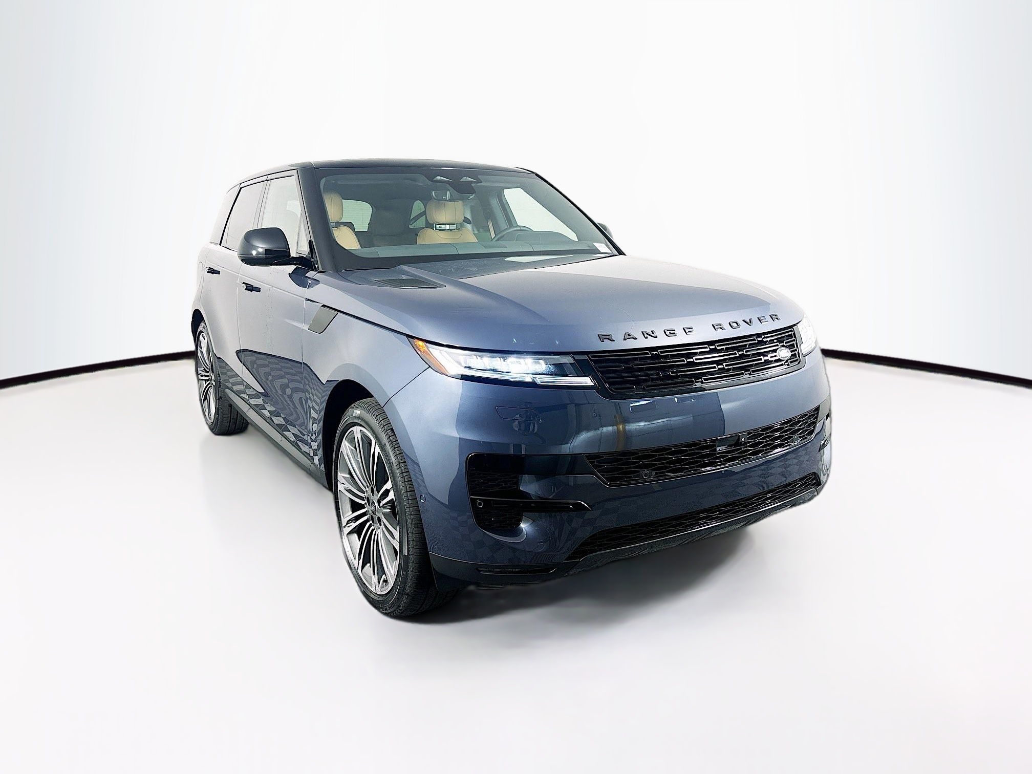 2025 Land Rover Range Rover Sport SE photo 3