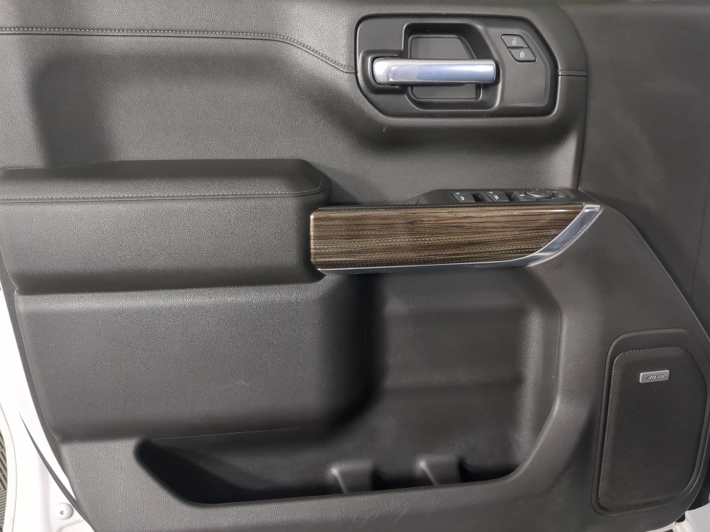 2021 Chevrolet Silverado 1500 RST photo 8