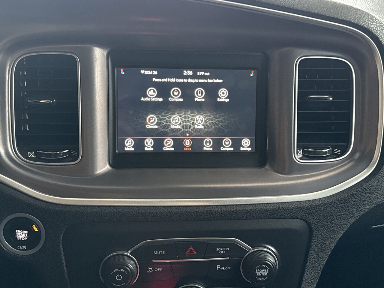 2022 Dodge Charger SXT photo 4